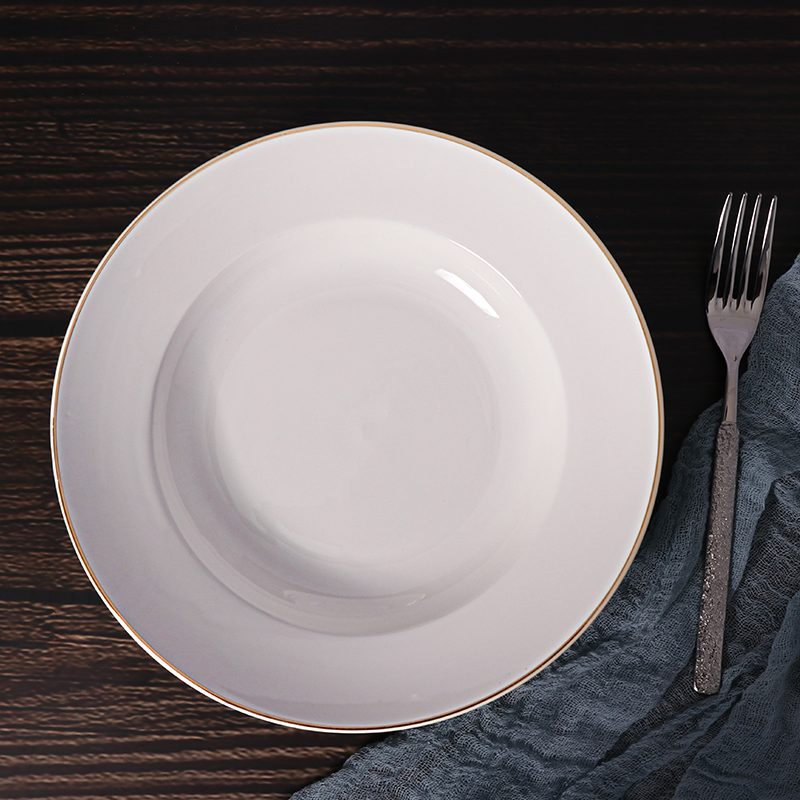 Set de farfurii și boluri pentru restaurant din porțelan