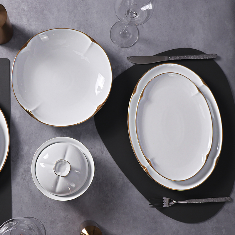 Set de farfurii înalte din ceramică albă Set de veselă durabilă din porțelan, cu ornamente aurii
