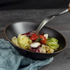Boluri din gresie Mâncăruri de salate negre neregulate pentru restaurant