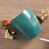 Căni din porțelan cu margine aurie Căni din ceramică verde de Crăciun