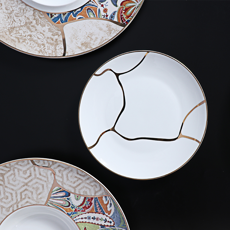 Farfurii de masă cu margine de aur Set farfurii din porcelană pentru sala de bal luxoasă