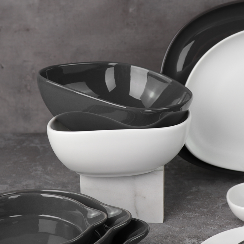 Bol pătrat modern din ceramică irregular - 6,75 inch