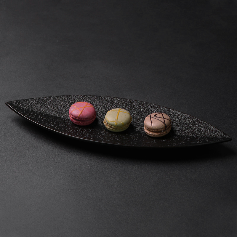 Farfurie în formă de frunze din ceramică farfurie pentru tort alb negru mat farfurie sushi