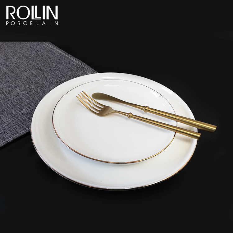 Hotel Dinner Ware Vesălă de masă din ceramică cu pictură cu aur din porțelan cu autocolante farfurie