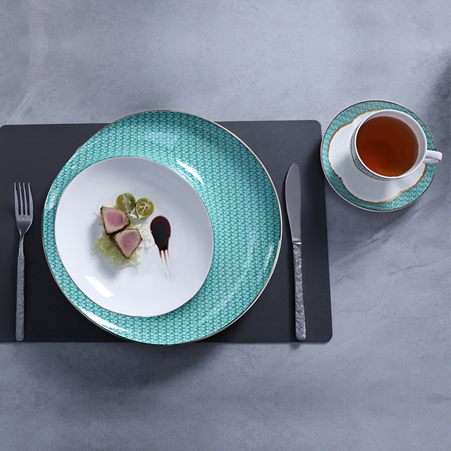 Platos Fine Dining Restaurant Platos Para