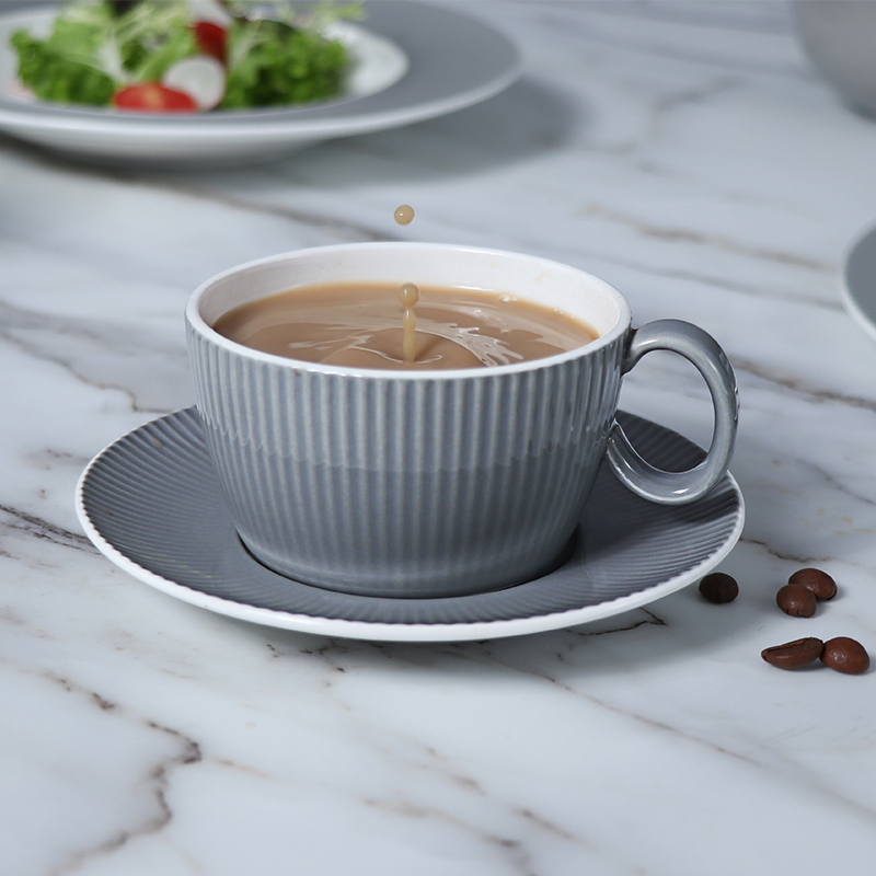 Farfurii și boluri gri adânci Set de sufragerie Modern din porțelan Ceașă de cafea Veselă Restaurant Cina Farfurie de lux Ceramica