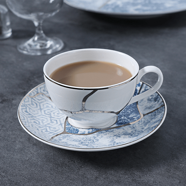 Furnizor de set de cină Blue and White Bone China