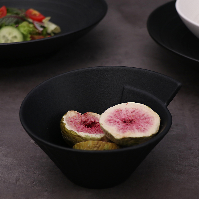 Veselă de masă modernă de lux de restaurant negru de 8 inch Veselă din ceramică pentru mese și restaurant Vase de masă din porțelan