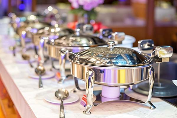 Feluri de mâncare pentru restaurantele tip bufet